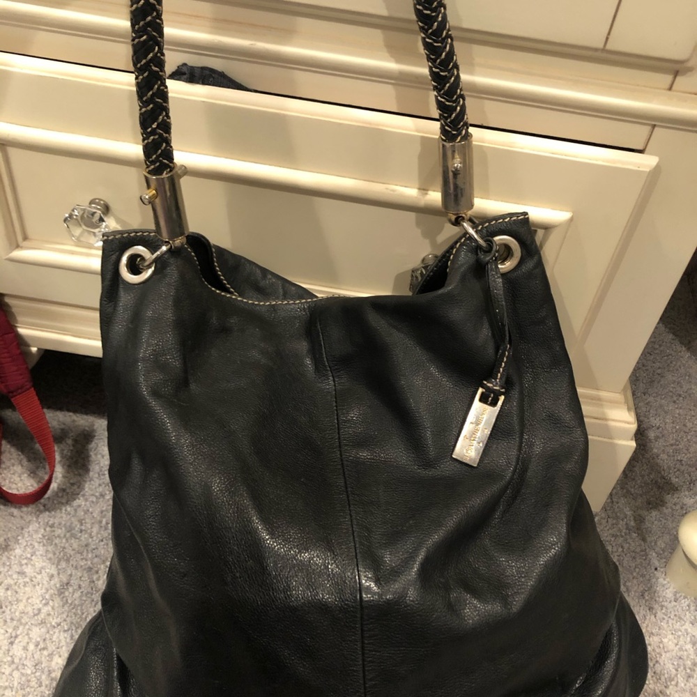VINTAGE BLACK LEATHER BAG